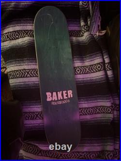 BAKER Skateboard RARE Riley Hawk Vintage RILEY HAWK model 8.125 x 31.5 BAKER Skateboard RARE Riley Hawk Vintage RILEY HAWK model 8.125 x 31.5