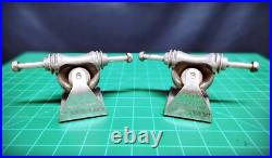 Classic! 1970's Era / Gullwing Phoenix / Skateboard Trucks