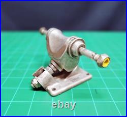 Classic! 1970's Era / Gullwing Phoenix / Skateboard Trucks