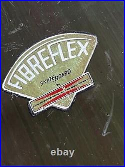 Dk. Green Vintage Fibreflex Gordon Smith Skateboard Deck 6.375 x 26.5 Dk. Green Vintage Fibreflex Gordon Smith Skateboard Deck 6.375 x 26.5