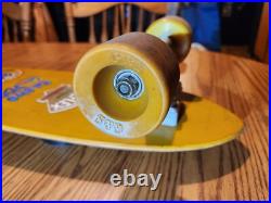 G&S 70's Vintage Fibreflex Kick Tail 27 G&S Wheels (×2), Trackers-Skateboard G&S 70's Vintage Fibreflex Kick Tail 27 G&S Wheels (×2), Trackers-Skateboard