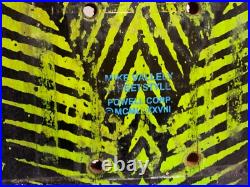 POWELL PERALTA MIKE VALLELY 1988 SKATEBOARD vintage original POWELL PERALTA MIKE VALLELY 1988 SKATEBOARD vintage original