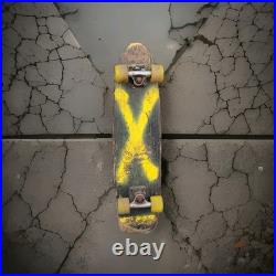 PREMIUM COLLECTOR LISTING EARLY 1970s SKATEBOARD (ORIGINAL TRUCK CO. HARDWARE)