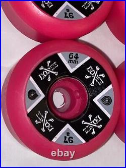 Powell Peralta NOS Vintage Cross Bones Skateboard Wheels Neon Pink 64/97