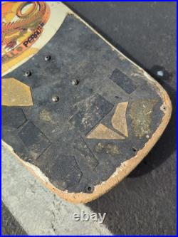 Powell Peralta skateboard 1978 Skull And Sword White Vintage Powell Peralta skateboard 1978 Skull And Sword White Vintage