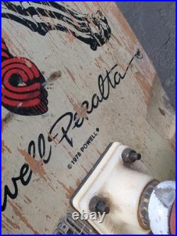 Powell Peralta skateboard 1978 Skull And Sword White Vintage Powell Peralta skateboard 1978 Skull And Sword White Vintage