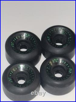 Santa Cruz OJ II Street Razor Skateboard Wheels NOS Original Vintage Black Santa Cruz OJ II Street Razor Skateboard Wheels NOS Original Vintage Black