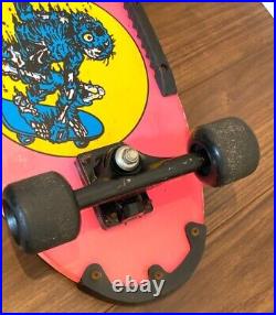 Skate zombie 80s vintage skateboard pink