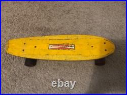 Skateboard Vintage 1970s G&S Fiber Flex Bowl Rider Fiberglass Complete GT ACS430 Skateboard Vintage 1970s G&S Fiber Flex Bowl Rider Fiberglass Complete GT ACS430