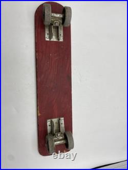 VINTAGE OFFICIAL SKEE SKATE BY TRESCO WOODEN SKATEBOARD With METAL WHEELS 18 3/4