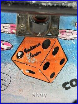 VINTAGE SKATEBOARD VALTERRA 1980's Skeleton Bones High Roller Dice Pink 1987 VINTAGE SKATEBOARD VALTERRA 1980's Skeleton Bones High Roller Dice Pink 1987