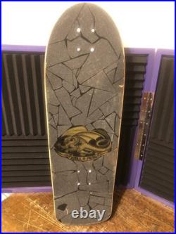Vintage Complete Skateboard Classic Mike McGill Pro re-issue by Powell Peralta Vintage Complete Skateboard Classic Mike McGill Pro re-issue by Powell Peralta