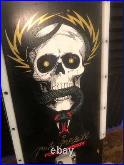 Vintage Complete Skateboard Classic Mike McGill Pro re-issue by Powell Peralta Vintage Complete Skateboard Classic Mike McGill Pro re-issue by Powell Peralta