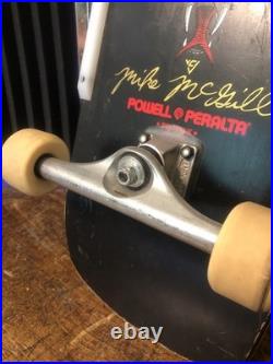 Vintage Complete Skateboard Classic Mike McGill Pro re-issue by Powell Peralta Vintage Complete Skateboard Classic Mike McGill Pro re-issue by Powell Peralta