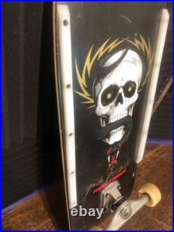 Vintage Complete Skateboard Classic Mike McGill Pro re-issue by Powell Peralta Vintage Complete Skateboard Classic Mike McGill Pro re-issue by Powell Peralta