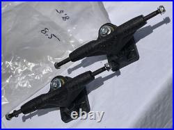 Vintage Gullwing Trucks 8.5 FACTORY BLACK TEXTURE New Old Stock 80s Skateboard