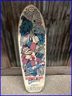 Vintage SNES Nintendo Donkey Kong Country 1995 Skateboard Rare