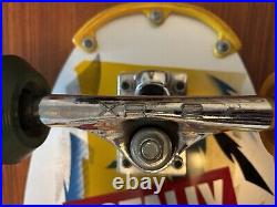 Vintage Skateboard NASH Totally Rad 1986. Rare Vintage Skateboard NASH Totally Rad 1986. Rare