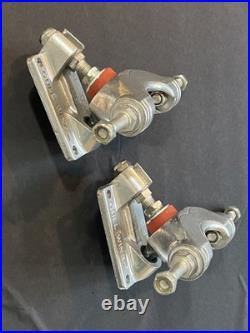 Vintage Skateboard Trucks Gull Wing Split Axel Silver Nos