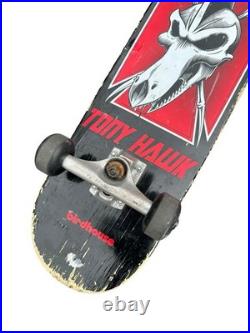 Vintage TONY HAWK Pterodactyl Skull Birdhouse Skateboard Black Red 2001 Complete Vintage TONY HAWK Pterodactyl Skull Birdhouse Skateboard Black Red 2001 Complete