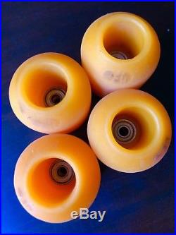 Vintage UFO Flying SAUCERS Conical skateboard wheels RARE Alva sims dogtown g&s