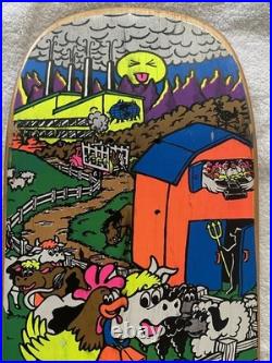 Vintage World Industries MIKE VALLELY BARNYARD FARM on BLACK DECK -NOS Vintage World Industries MIKE VALLELY BARNYARD FARM on BLACK DECK -NOS